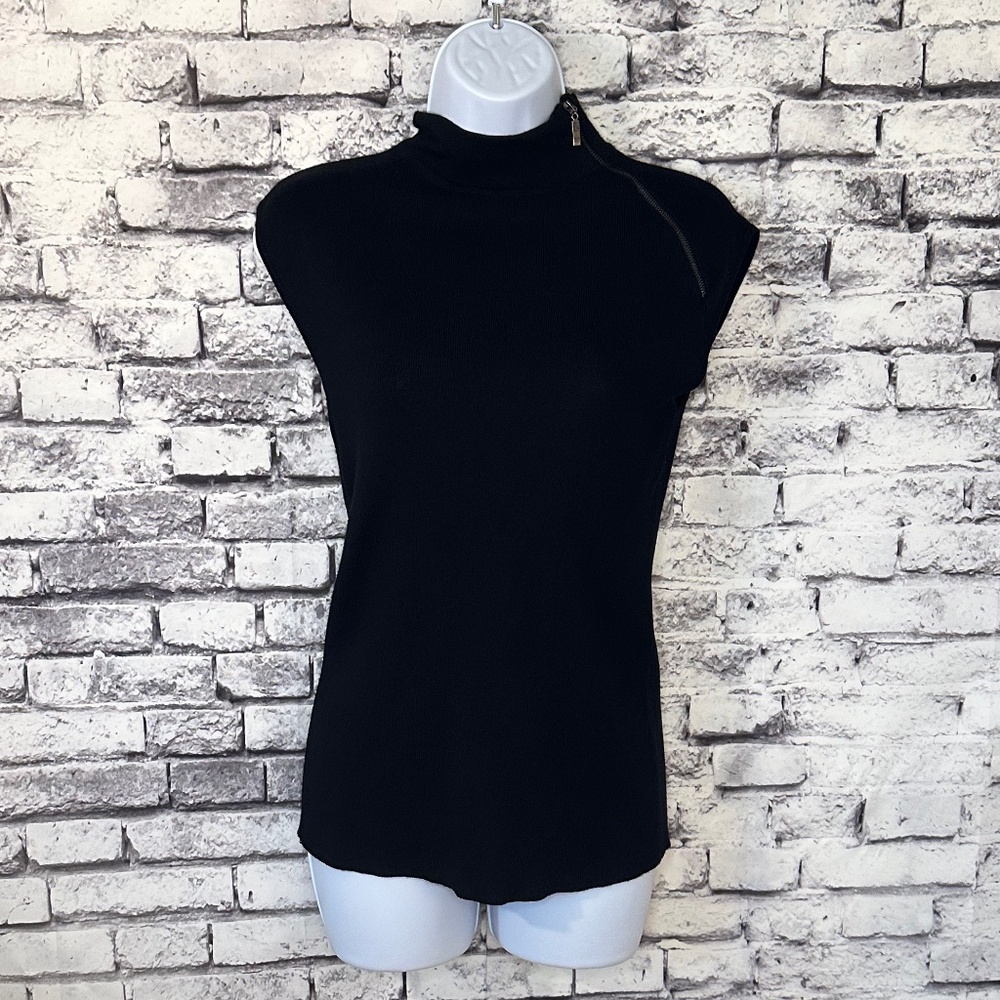 Carmen Marc Valvo Black Sleeveless Top Size Medium